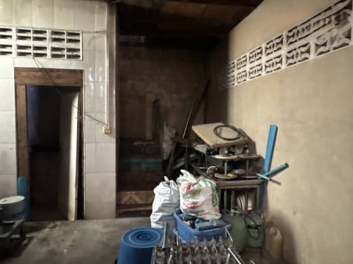 ๐ฆHouse Available for Urgent Sale at a Special Price (Negotiable).