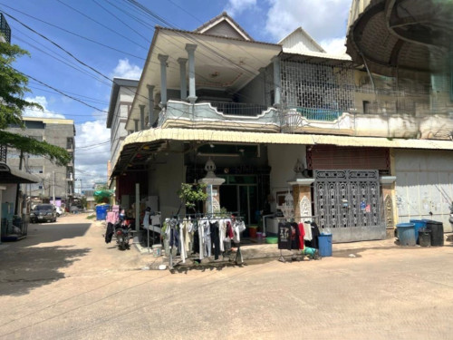 ๐ฆLink House Available for Urgent Sale at a Special Price (Negotiable).