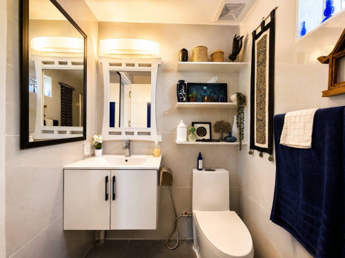 📍 Beautiful Decoration Residence L BKK3 | 2-Bedroom for rent