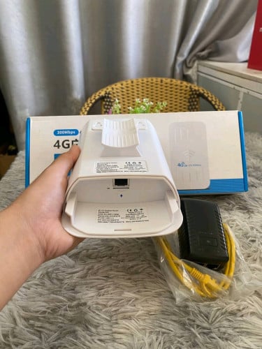 ដុំWifi Outdoor Waterproof 4G CPE Router
