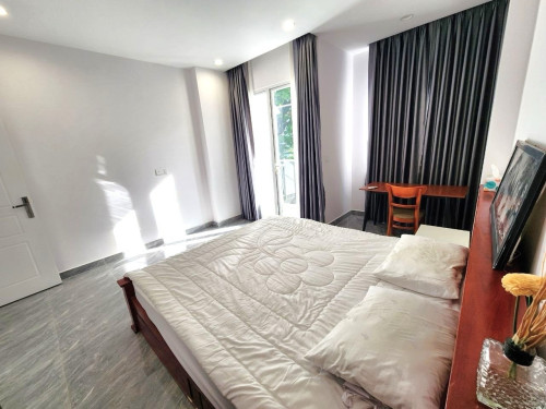 1 Bedroom Serviced apartment for rent in Duan Penh