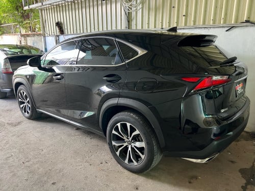 2015 Fsport សុីន ប៊ូតុង5 ប៉ុង2
