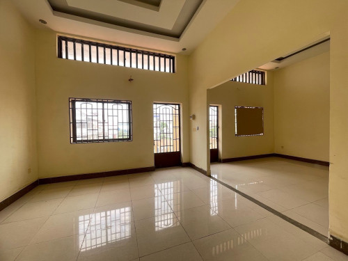 2Shophouse for rent at Russeykeo