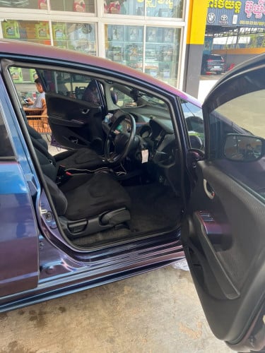 3950$ ឡានលេងអស់ហេីយលក់ខាតប្រញាប់លុយបងៗHONDA FiT 2013 ឯកសារ ហេីយ តាន់📲ទិញដាច់ឬវ៉ៃដូរបាន 📥