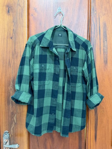 4 អាវ 10$ size L and XL