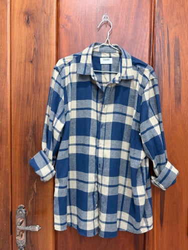 4 អាវ 10$ size L and XL
