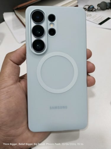 512G 99.99% គ្មានកន្លែងទើស