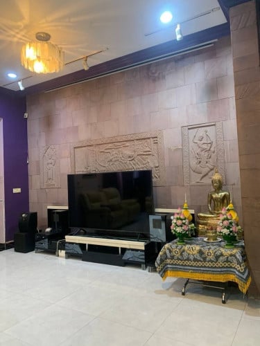 7 Bedroom Villa for Rent in North Bridge