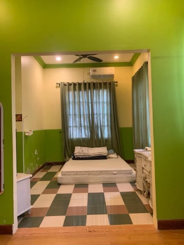 7 Bedroom Villa for Rent in North Bridge