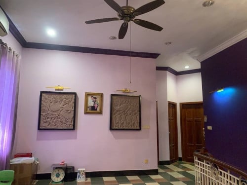 7 Bedroom Villa for Rent in North Bridge