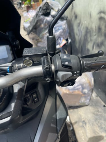 ADV160ក្រុមហ៊ុន