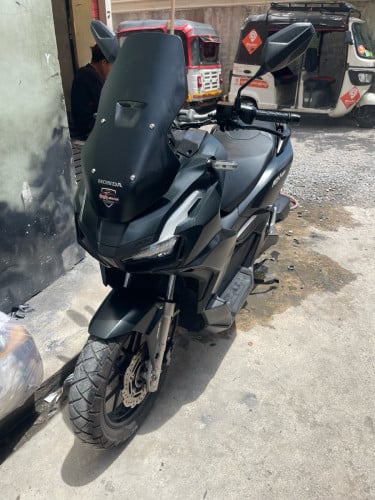 ADV160ក្រុមហ៊ុន