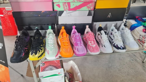 AR3 Sports Shoes - Many Sizes & Colours Available