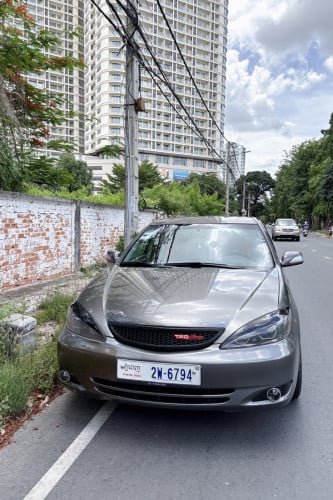Camry 2003 XLE សាង!