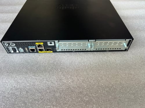 Cisco ISR 4221