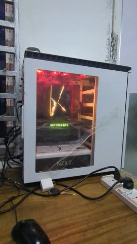 Desktop for sell (good price) តម្លៃទន់ៗ (ចចារបាន)