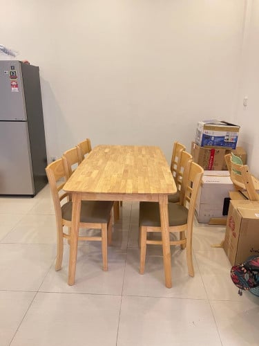Dining set with six chairs