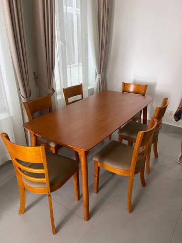Dining set with six chairs