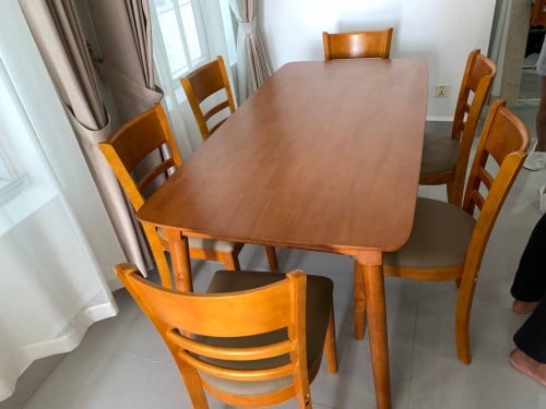 Dining set with six chairs