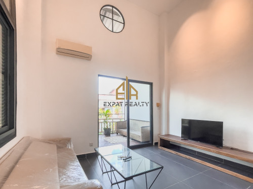Duplex 2 Bedroom Renovated Apartment for rent in Chakto Mukh-Phnom Penh.
