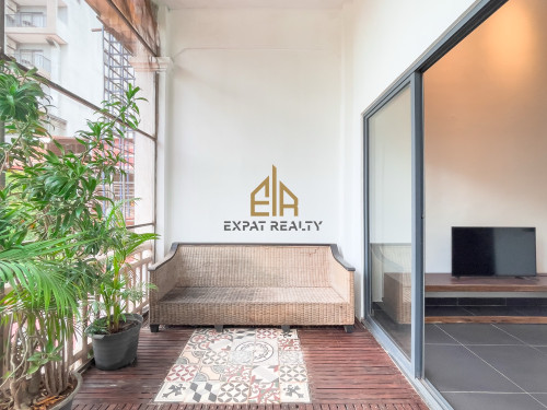 Duplex 2 Bedroom Renovated Apartment for rent in Chakto Mukh-Phnom Penh.