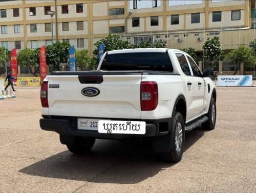Ford ranger xl2026 ប្រេីបាន1មុឺនជាងគីឡូ