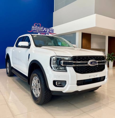 Ford XLT 2024 For Rent /出租