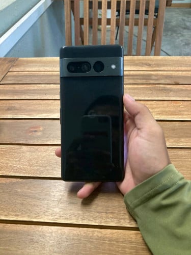 Google pixel 7 pro នៅស្អាតប្រជ្រុយអេក្រង់តូចមួយ និង បញ្ហា Mic