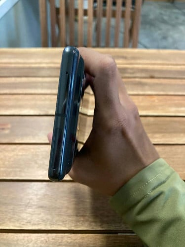 Google pixel 7 pro នៅស្អាតប្រជ្រុយអេក្រង់តូចមួយ និង បញ្ហា Mic