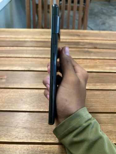 Google pixel 7 pro នៅស្អាតប្រជ្រុយអេក្រង់តូចមួយ និង បញ្ហា Mic