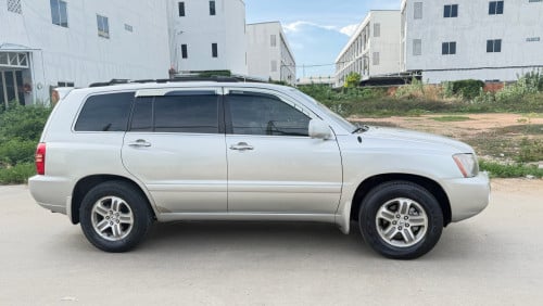 Highlander 03 V4 P1 ធម្មតា ឡានថ្មីលក់