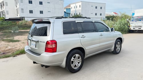 Highlander 03 V4 P1 ធម្មតា ឡានថ្មីលក់