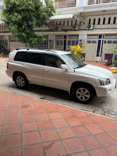 Hightlander 04 ទឹកថ្នាំសិនមួយជុំតម្លៃចចារបាន