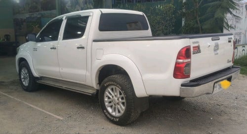 Hilux Vigo 2014 ចរចារ