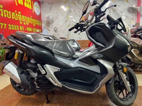 Honda ADV 022 japan