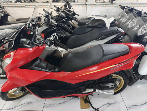 Honda PCX 2015 have tax New plate number good 96%