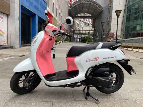 Honda Scoopyi 2023 ស្មាតឃី New98%មានពន្ធកាតគ្រីស្លាកលេខ
