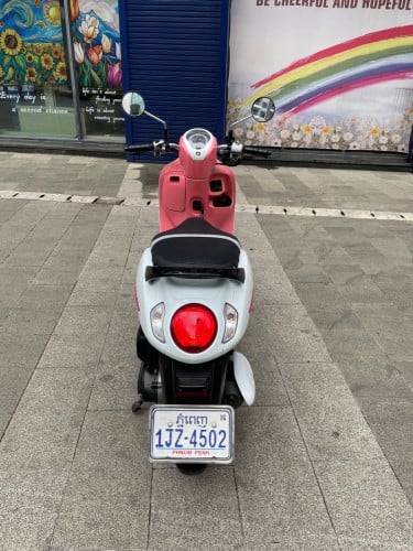 Honda Scoopyi 2023 ស្មាតឃី New98%មានពន្ធកាតគ្រីស្លាកលេខ
