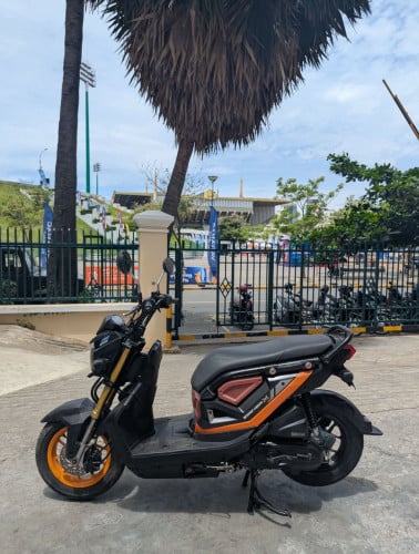 Honda Zoomer-X
