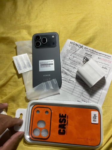 HONOR 600 PRO (black)