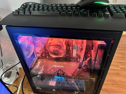 Gaming Desktop HP Omen Obelisk ឡៃឡុង