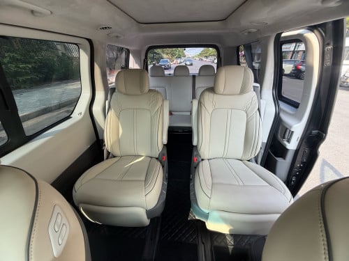Hyundai straia 2022 vip 7 seats
