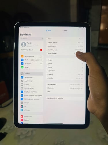 iPad A16 Storage 128G sanom 100%
