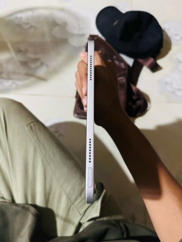 iPad A16 Storage 128G sanom 100%