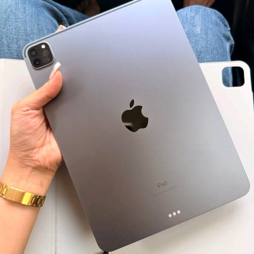 IPad Pro m1 128g WiFi 550$