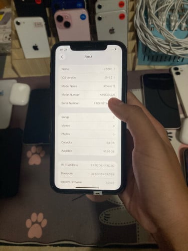 iPhone 11 64GB សាណុំសុីន ស្គេន តម្លៃ 115$