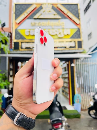 iPhone 12 Pro