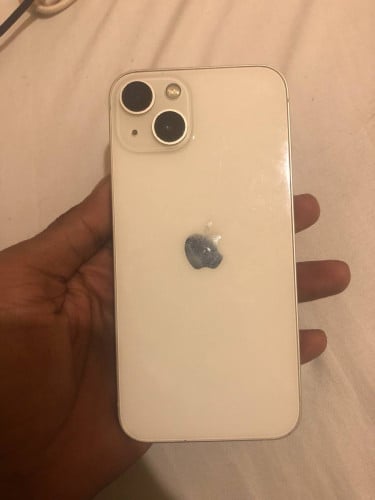 iPhone 13 128g Icloud ប្រើបានធម្មតា ( មានស្កែន )