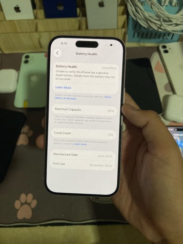 iPhone 15 អេក្រង់សុីន អត់ស្គេនមុខដោះសោរ តម្លៃ 305$