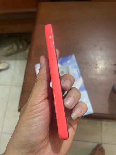 iPhone 5c 99% សំនុំ សំរាប់អ្នកចង់ទិញទុកជាអនុស្សាវរីយ៍ 16G រៀងខ្សោយសេវា